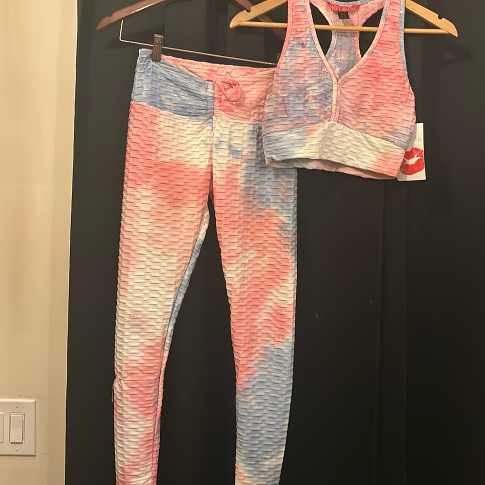 Hot kiss legging and top